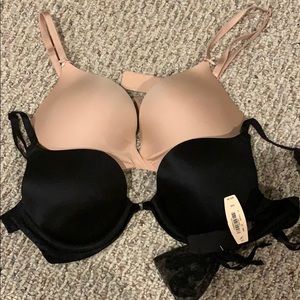 Bundle of 2 VS bras 36B